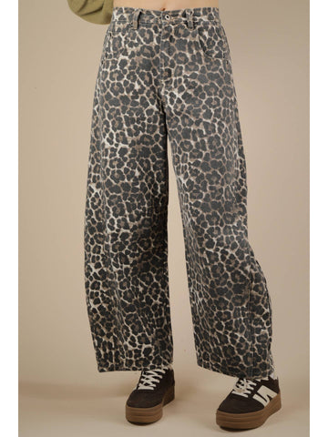 Molly Barrel Style Jeans